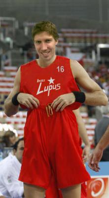 Ruben con camiseta nueva